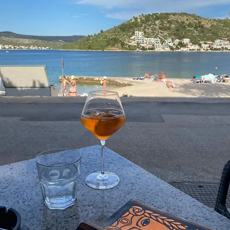 Beachouse Tatijana * Rogoznica (Sibenik-Knin)