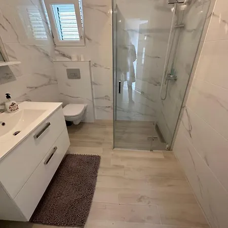 Сasa de vacaciones Beachouse Tatijana Rogoznica (Sibenik-Knin)